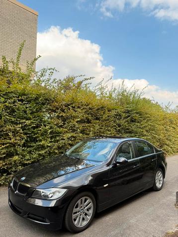 BMW 320d van 2006 - PANO - PERFECTE STAAT - 254.000KM beschikbaar voor biedingen