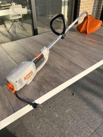 Stihl FSE 81 grastrimmer  230 volt. disponible aux enchères