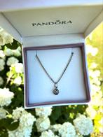 Pandora Zilveren Opengewerkte Bloemen Hanger en Ketting, Handtassen en Accessoires, Kettingen, Verstelbaar, Nieuw, Ophalen of Verzenden