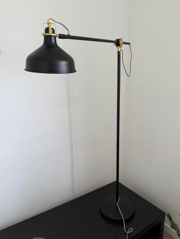 IKEA RANARP staande leeslamp – zwart – €30 beschikbaar voor biedingen