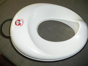 KUNSTSTOF TOILETZITJES beschikbaar voor biedingen