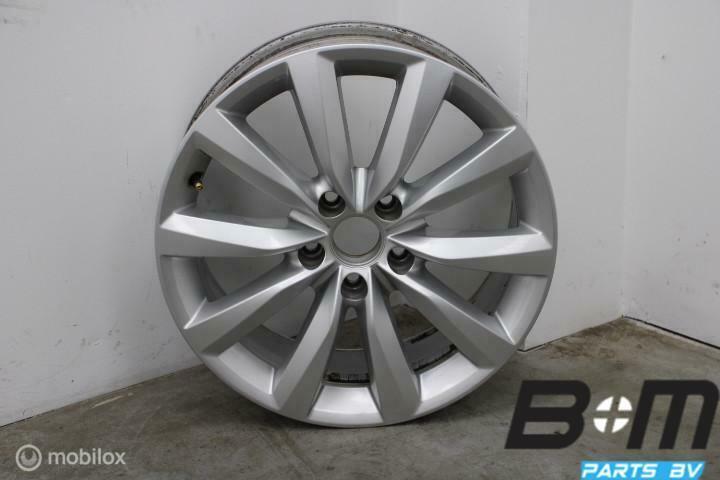 Org 1 losse 17 inch New Orleans velg VW Tiguan 5N 5N0601025P, Auto-onderdelen, Banden en Velgen, Velg(en), Gebruikt