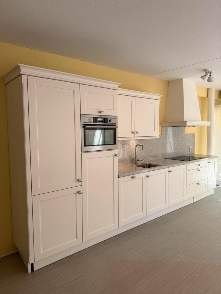 ZGAN Complete Rechte Keuken + Apparatuur + GEDEMONTEERD, Huis en Inrichting, Keuken | Complete keukens, Zo goed als nieuw, Ophalen of Verzenden