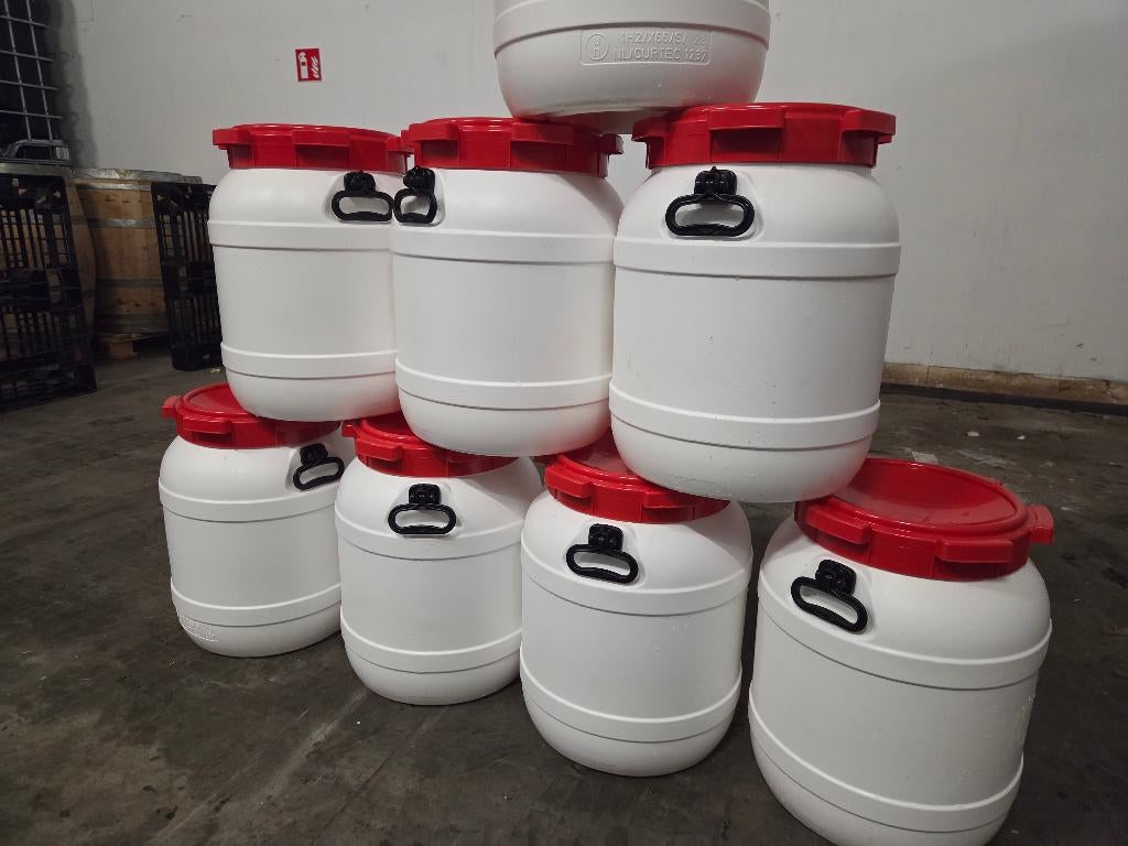 Curtec vaten, tonnen van 55 L met schroefdeksel, Tuin en Terras, Regentonnen, Zo goed als nieuw, Kunststof, Minder dan 75 liter