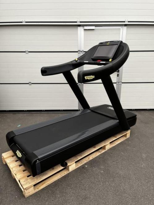 Tapis de course de fitness Technogym Run 1000 Excite+ Unity, Sports & Fitness, Équipement de fitness, Comme neuf, Autres types