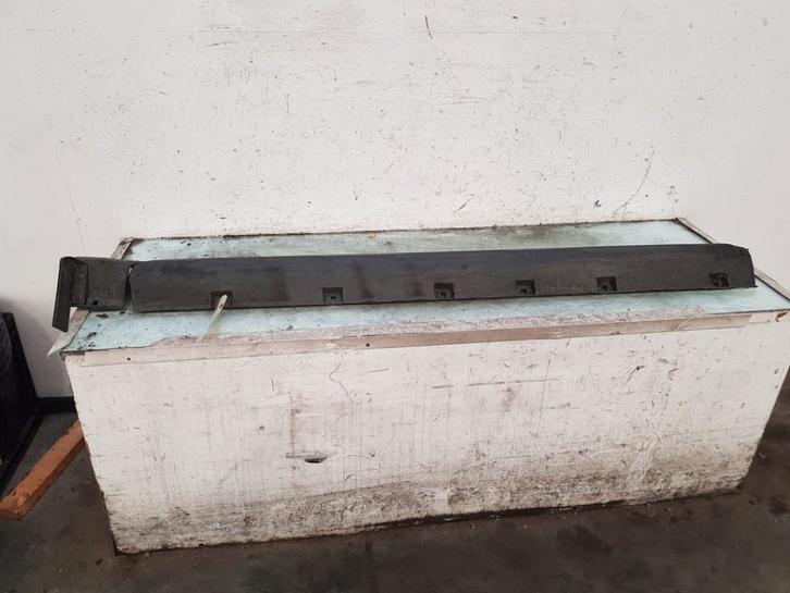 SIDESKIRT RECHTS Dacia Duster (SR) (|768503371R|), Auto-onderdelen, Carrosserie, Dacia, Rechts, Gebruikt
