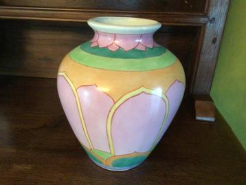 Vase art deco, Enlèvement