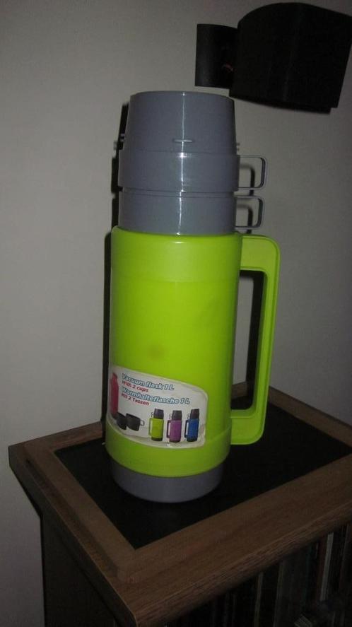 BOUTEILLE THERMOS 1 L avec 2 tasses (Neuf), Sports & Fitness, Gourdes d'eau, Neuf, Enlèvement ou Envoi