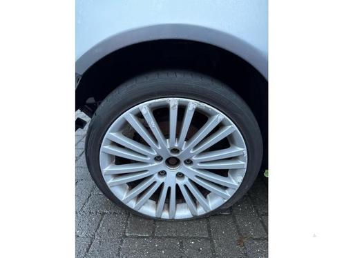 Velgen set + banden van een Volkswagen Golf, Auto-onderdelen, Banden en Velgen, Personenwagen, Gebruikt, 3 maanden garantie, Ophalen of Verzenden
