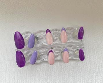 Press on nagels €3 beschikbaar voor biedingen