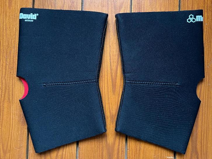 McDavid - Kniebeschermer open knieschijf - zwart 2 - stuks, Diversen, Braces, Zo goed als nieuw, Ophalen of Verzenden