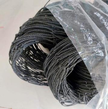 ‼️NIEUW‼️ Geknoopte volièrenet beschikbaar voor biedingen