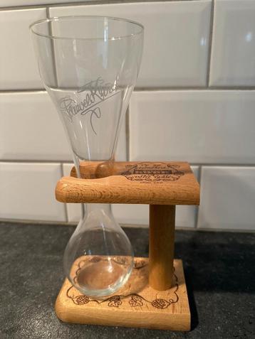 Origineel Pauwel Kwak glas met houten houder  beschikbaar voor biedingen