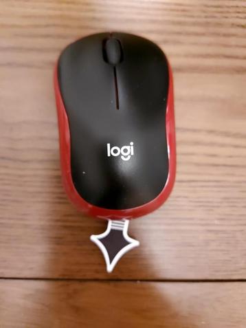 Logitech M185 Souris Sans Fil 2.4GHz avec Mini Récepteur USB beschikbaar voor biedingen