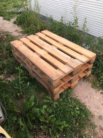3 europalletten beschikbaar voor biedingen