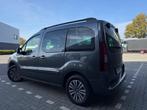Peugeot Partner 1.2 BENZINE | LAGE KM | NAVIGATIE | 5 ZITPL, Auto's, Gebruikt, Euro 6, 1199 cc, Bedrijf