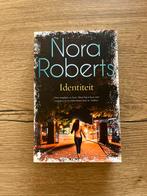 Identiteit van Nora Roberts, Enlèvement ou Envoi, Comme neuf