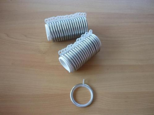Lot van 36 zilverkleurige metalen gordijnringen voor 3,8 cm, Huis en Inrichting, Overige Huis en Inrichting, Ophalen of Verzenden