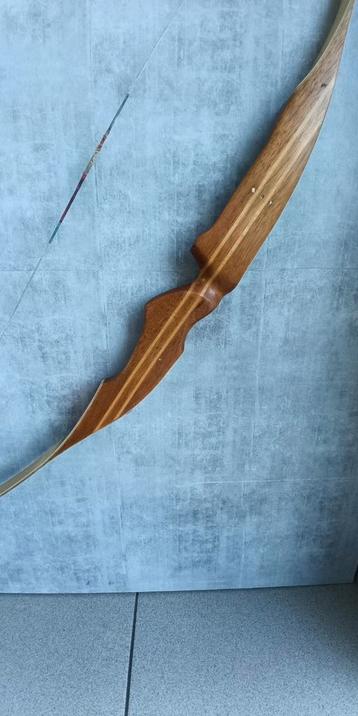 recurve boog 30# en pijlen RH beschikbaar voor biedingen