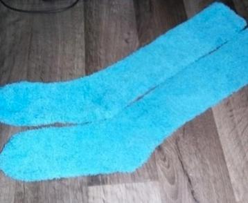 Jolies nouvelles chaussettes à genoux taille S, Envoi, Neuf