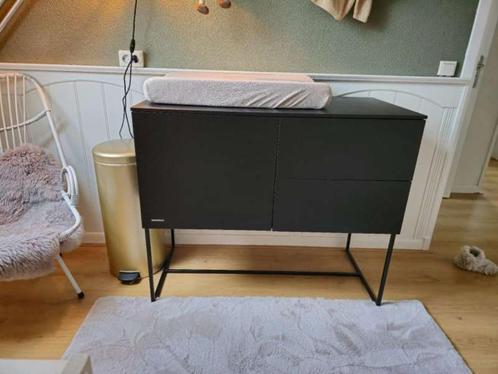 Kidsmill Modular 2 Commode 1D / 2L Mat Zwart, Enfants & Bébés, Chambre d'enfant | Commodes & Armoires, Utilisé, Commode, 90 à 105 cm