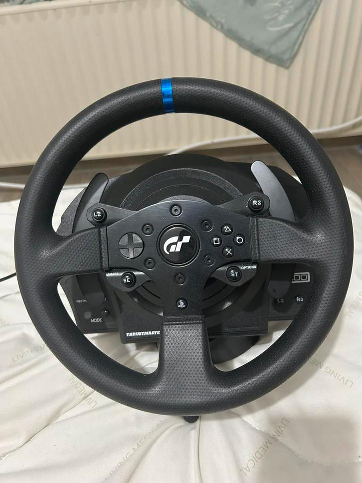 Volant thrusmaster T300RS voir description Prix à négocier, Games en Spelcomputers, Spelcomputers | Sony Consoles | Accessoires