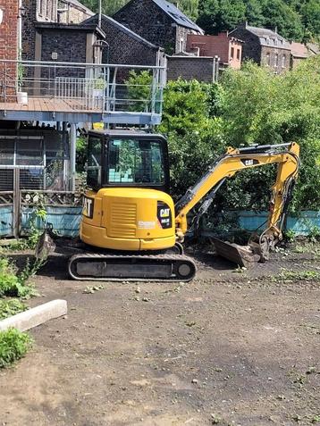 A vendre mini pelle caterpillar  beschikbaar voor biedingen