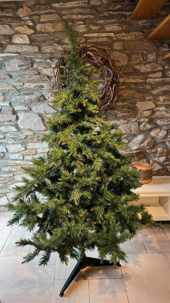 Kerstboom kunststof 175m, Diversen, Kerst, Zo goed als nieuw, Ophalen