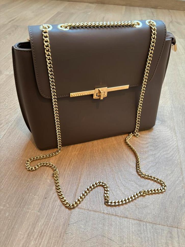 Nouveau sac à main en cuir de Borse in Pelle (Italie), Bijoux, Sacs & Beauté, Sacs | Sacs Femme, Neuf, Sac à main, Enlèvement ou Envoi