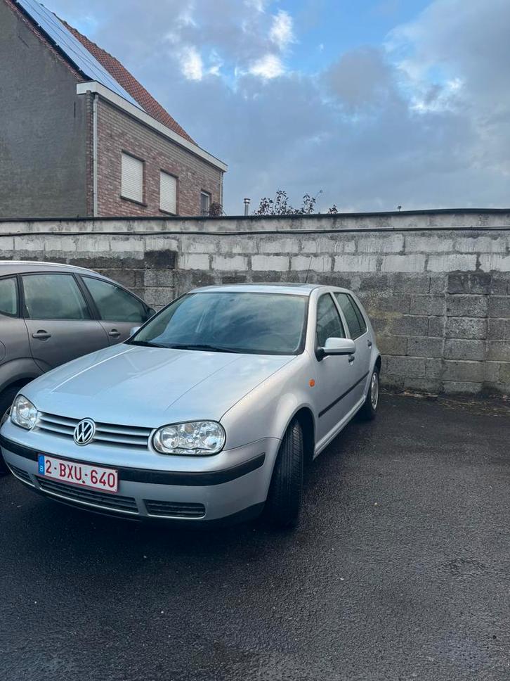 Volkswagen golf 4, Auto's, Volkswagen, Particulier, Golf, Bluetooth, Benzine, Euro 4, Overige carrosserie, 5 deurs, Handgeschakeld