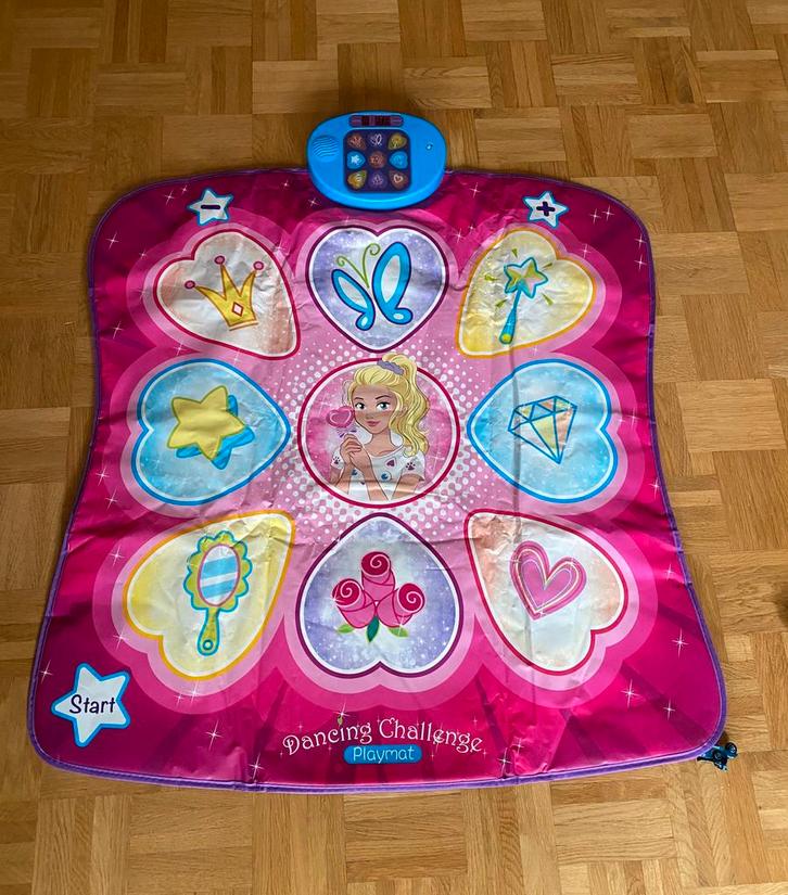 Tapis de dance Playmat jouet fille de 3 -12ans 3 niveaux, Enfants & Bébés, Jouets | Vêtements de jeu, Comme neuf, Enlèvement