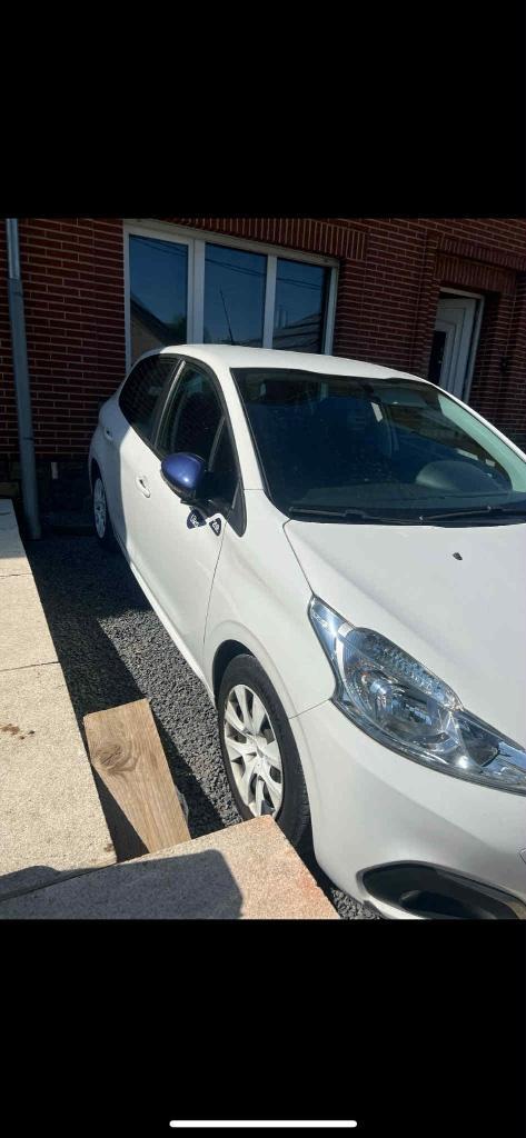 Peugeot 208 Like, Autos, Peugeot, Particulier, Airbags, Air conditionné, Bluetooth, Ordinateur de bord, Verrouillage central, Cruise Control