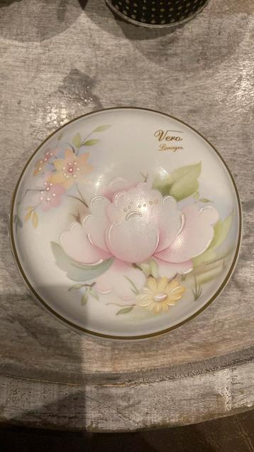 Boîte à bijoux Limoges, Enlèvement