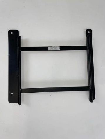 Gebruikt ASS inbouwconsole VW Touran/VW Golf 5/Audi A3-A4 VA beschikbaar voor biedingen
