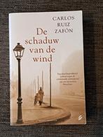 Carlos Ruiz Zafón - De schaduw van de wind, Livres, Enlèvement, Utilisé, Carlos Ruiz Zafón