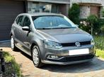 Volkswagen Polo 1.0i • ALU VELGEN • PARKEERSENSORE • 4SEASON, Auto's, Volkswagen, Voorwielaandrijving, 109 g/km, Leder en Stof