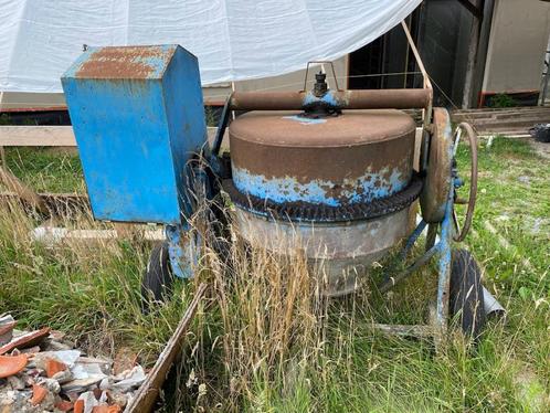 Grote robuuste betonmolen 360 liter., Doe-het-zelf en Bouw, Betonmolens, Gebruikt, Ophalen
