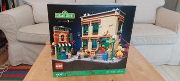 LEGO 21324 - 123 Sesame Street  beschikbaar voor biedingen