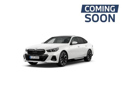 BMW Serie 5 550 HYBRID - M SPORT PRO - FULL, Auto's, BMW, 5 Reeks, Adaptieve lichten, Airbags, Airconditioning, Alarm, Bluetooth