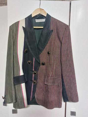 Vintage pakje van Moniek Gheysens. beschikbaar voor biedingen