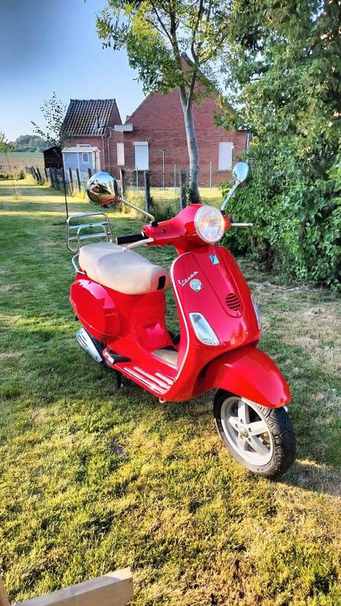Vespa LX125 - Italian certified, Motoren, Motoren | Piaggio, Particulier, Scooter, 1 cilinder, Ophalen