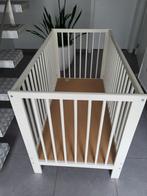 Lit bébé robuste (Ikea). 1,20 x 0,65 et 1,11 de haut., Enlèvement, Comme neuf