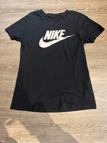 Nike t-shirt (xs)