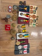 Médailles 1940-45 Belgique croix rouge russe Ukraine, Timbres & Monnaies, Pièces & Médailles, Autres matériaux