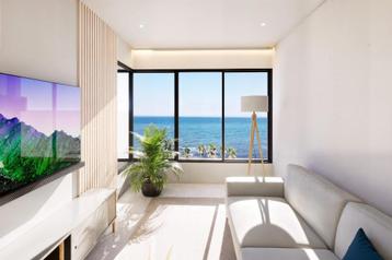 Gerenoveerd appartement aan de promenade  in Torrevieja... beschikbaar voor biedingen