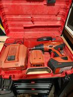 Hilti SF 22A met koffer en twee batterijen, Bricolage & Construction, Outillage | Foreuses, Enlèvement