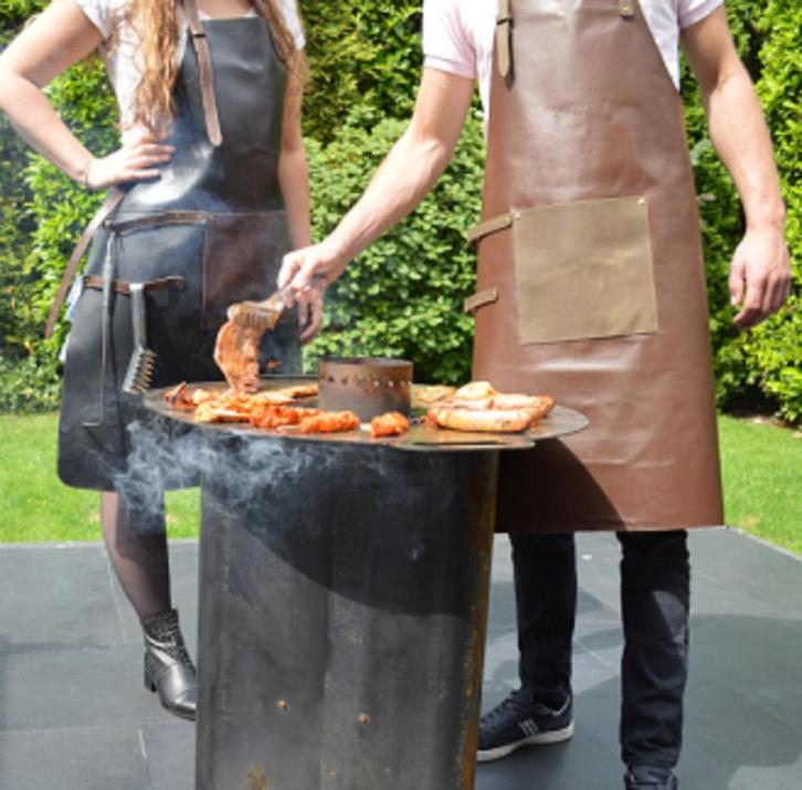Leren schort / BBQ schort leder zwart en bruin, Huis en Inrichting, Keuken | Textiel, Nieuw, Schort, Zwart, Ophalen of Verzenden