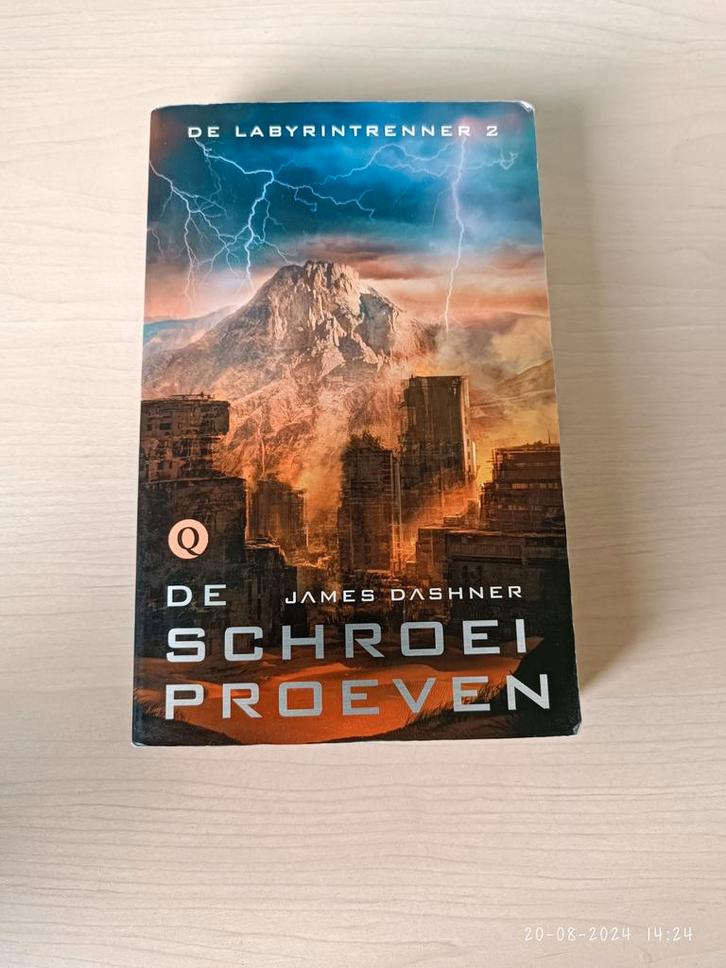 James Dashner - De schroeiproeven, Boeken, Kinderboeken | Jeugd | 13 jaar en ouder, Gelezen, Fictie, Ophalen of Verzenden