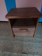 één persoon bed + lattenbodem+ nachtkastje, Kinderen en Baby's, Ophalen, Gebruikt, Lattenbodem, Minder dan 70 cm