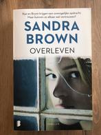 Sandra Brown: Overleven, Livres, Thrillers, Comme neuf, Enlèvement ou Envoi, Sandra Brown